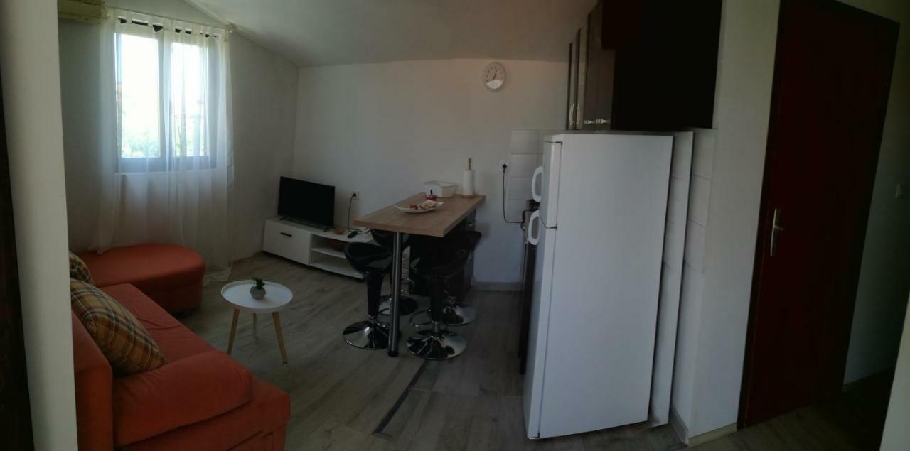 Apartman Zidak 비르 외부 사진